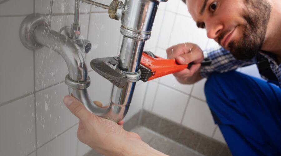 Professional water heater repair in Villas, NJ